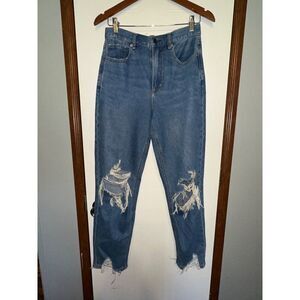 American Eagle Distressed Mom Jeans  Size 6
